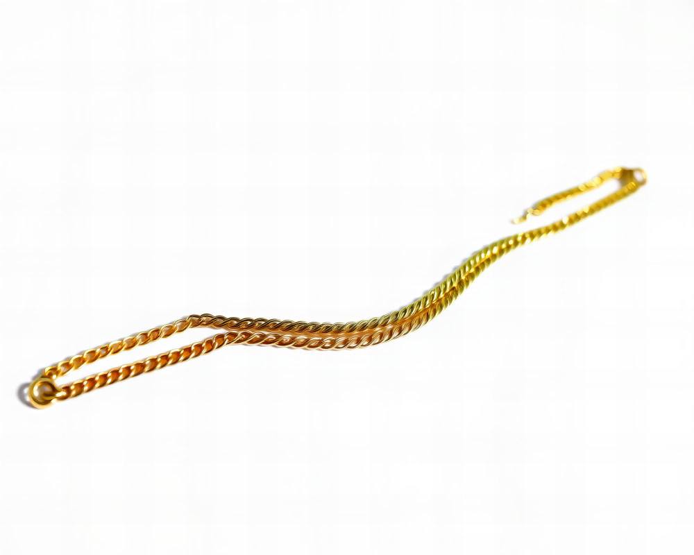 gouden kettinkje